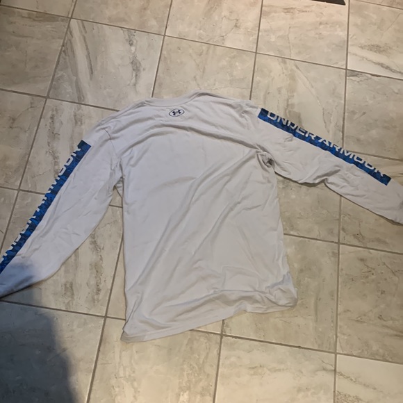 Unser armour long sleeve shirt - Picture 2 of 2